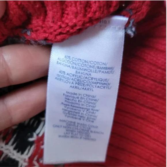 Chaps Fair Isle Festive Red  Knit Sweater - Picture 10 of 10